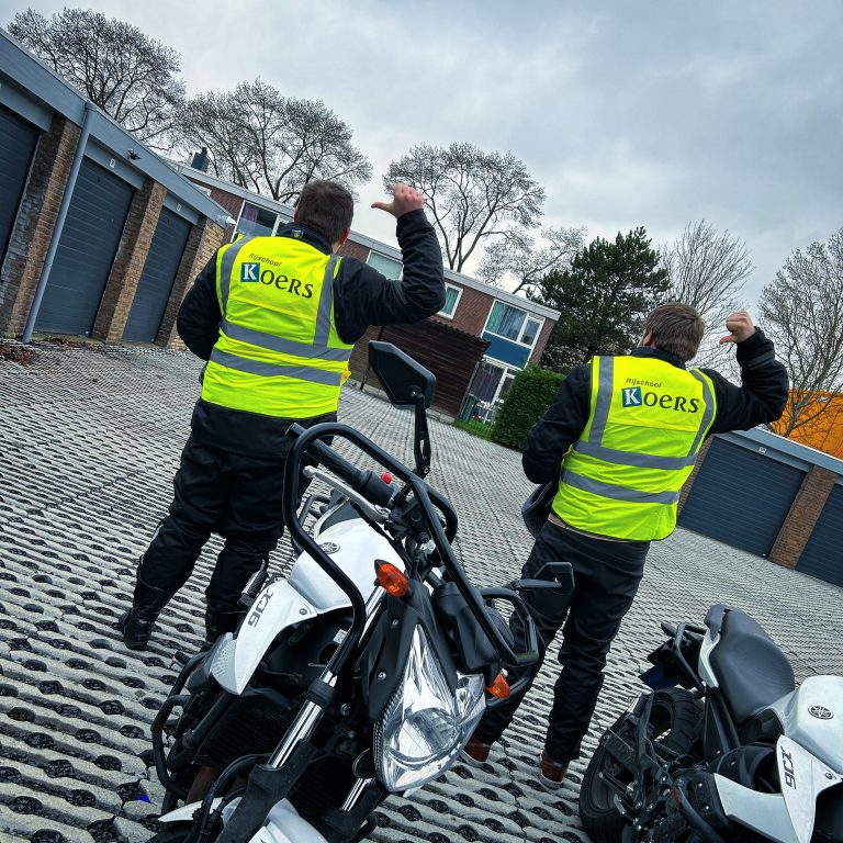 Rijschool Koers motor rijles